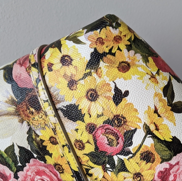 Dolce & Gabbana Floral Tote - Picture 12 of 14